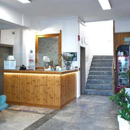 Klinakis Hotel *
