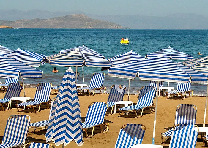 Готель Klinakis *