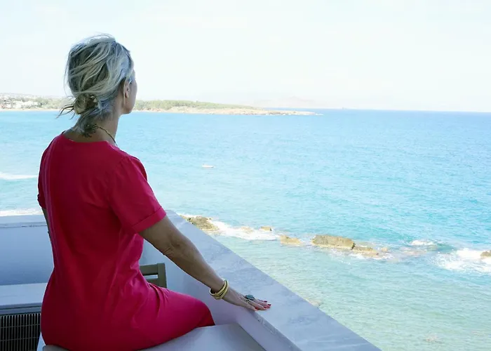 Готель Klinakis *