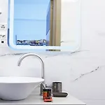 Готель Klinakis