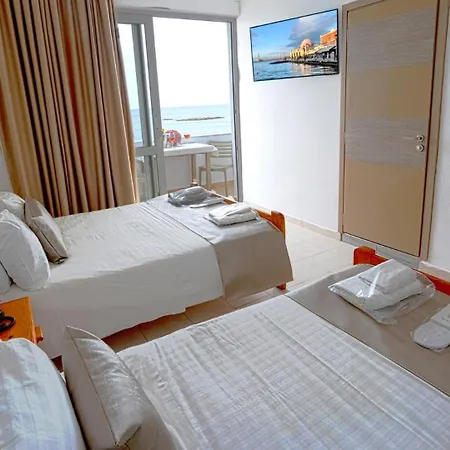 酒店 克里纳基斯海滩酒店 *