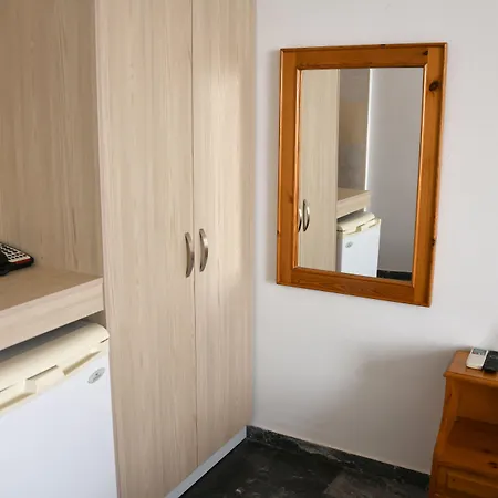 Hotel Klinakis *