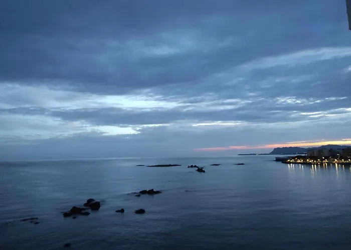 克里纳基斯海滩酒店 酒店