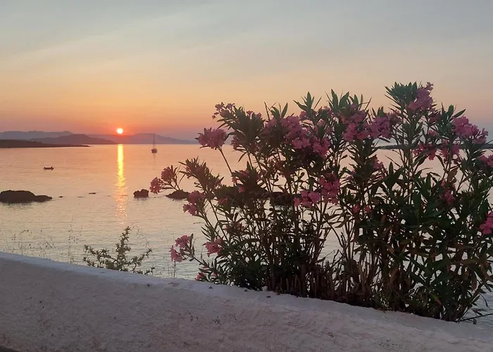 克里纳基斯海滩酒店