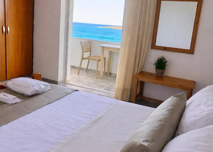 克里纳基斯海滩酒店