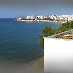 Klinakis فندق